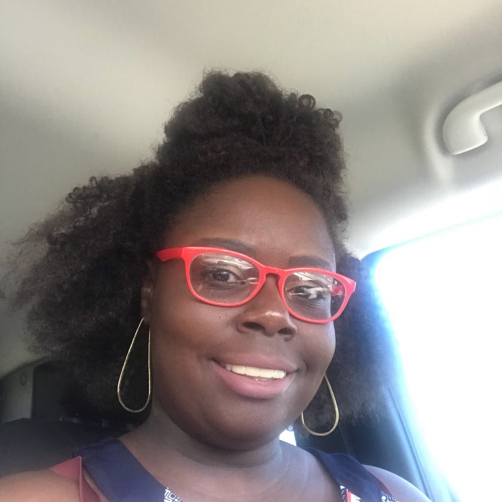 Meet your Posher, Ebony